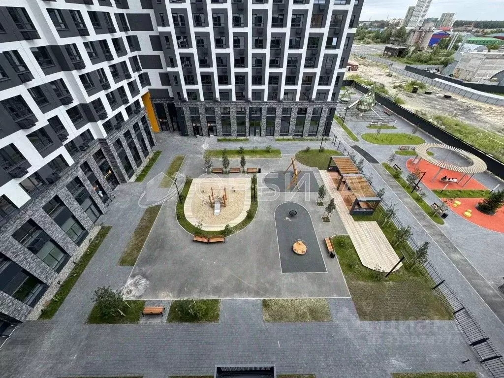 2-к кв. Тюменская область, Тюмень ул. Ветеранов Труда, 36к1 (57.4 м) - Фото 0