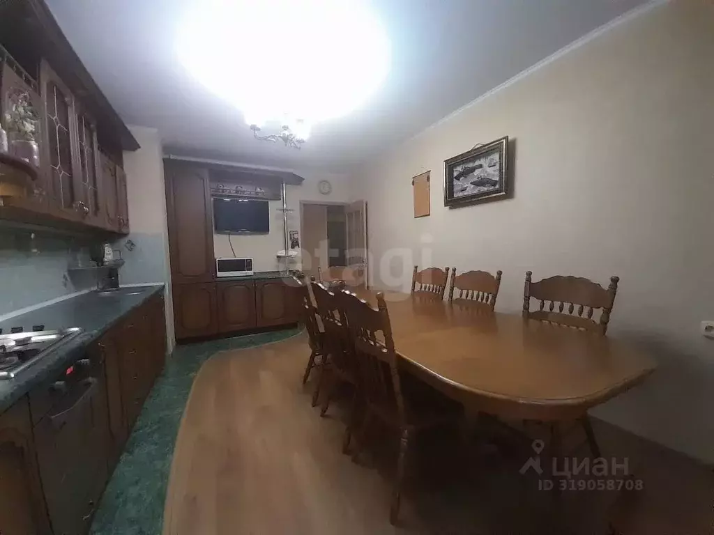 3-к кв. Оренбургская область, Оренбург Авиационная ул., 20/4 (84.4 м) - Фото 0