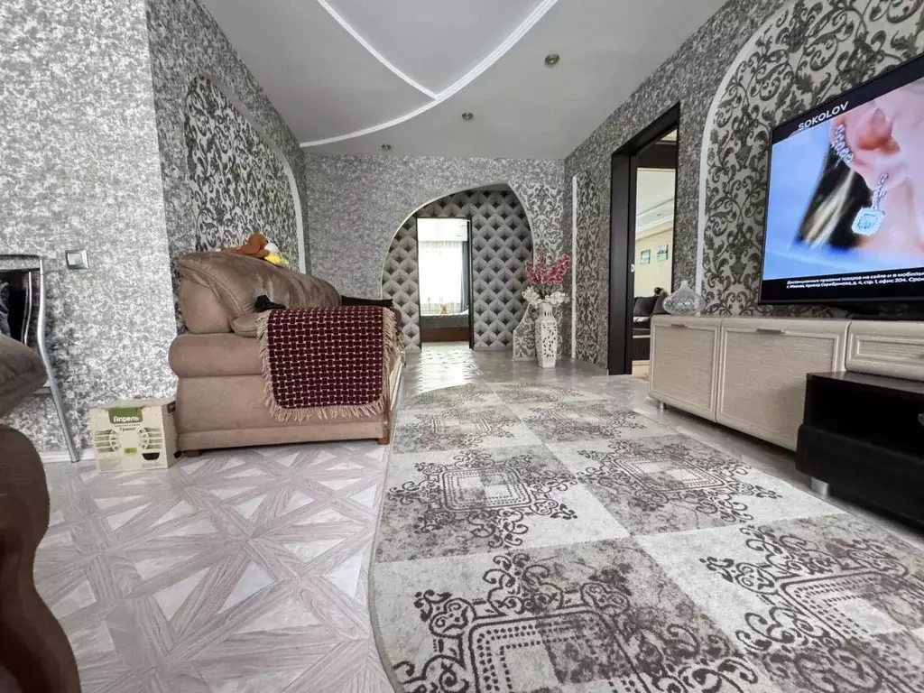 4-к кв. Красноярский край, Красноярск ул. Светлова, 5 (85.9 м) - Фото 2