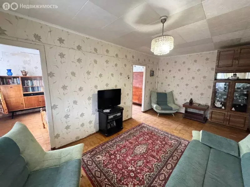 4-комнатная квартира: Волгоград, микрорайон Жилгородок, улица Савкина, ... - Фото 2