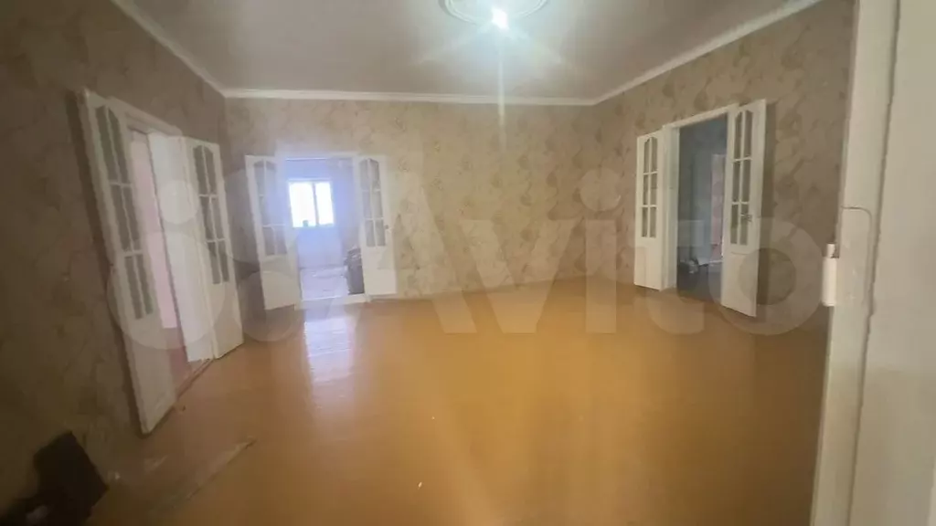 Дом 200 м на участке 4,5 сот. - Фото 1