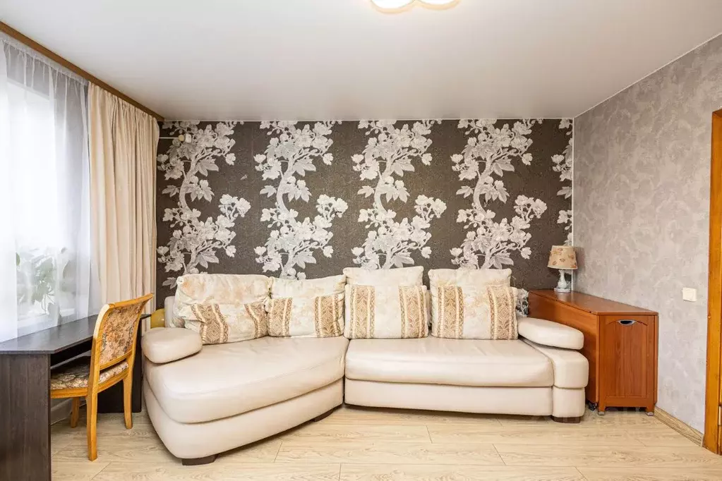 3-к кв. Кемеровская область, Кемерово Молодежный просп., 11 (69.5 м) - Фото 2