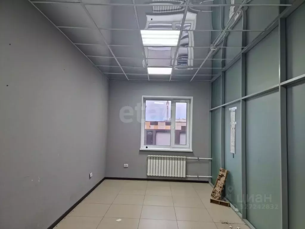 Офис в Ямало-Ненецкий АО, Новый Уренгой просп. Губкина, 14А (15 м) - Фото 2