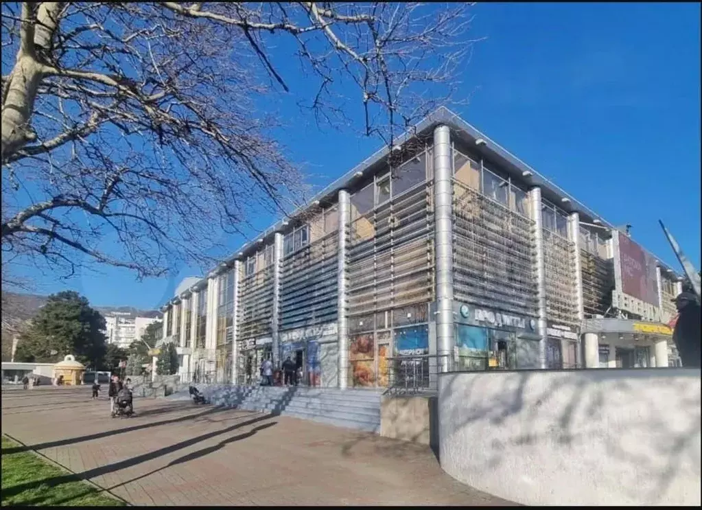 Торговая площадь в Краснодарский край, Геленджик ул. Ленина, 1 (53 м) - Фото 1