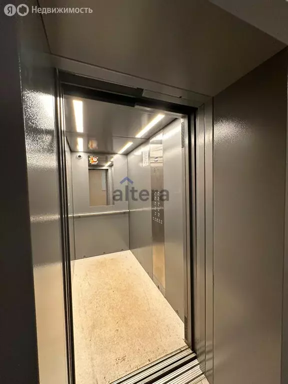 1-комнатная квартира: село Осиново, улица Гайсина, 2 (36 м) - Фото 1