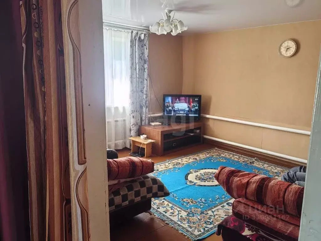 Дом в Алтай, Горно-Алтайск ул. Гагарина, 49 (50 м) - Фото 1