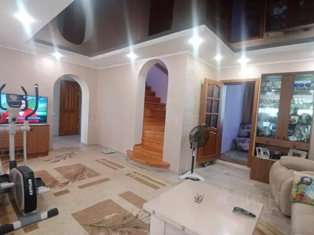 Дом в Хакасия, Саяногорск Саяногорск городской округ, ул. Курейская, 9 ... - Фото 0