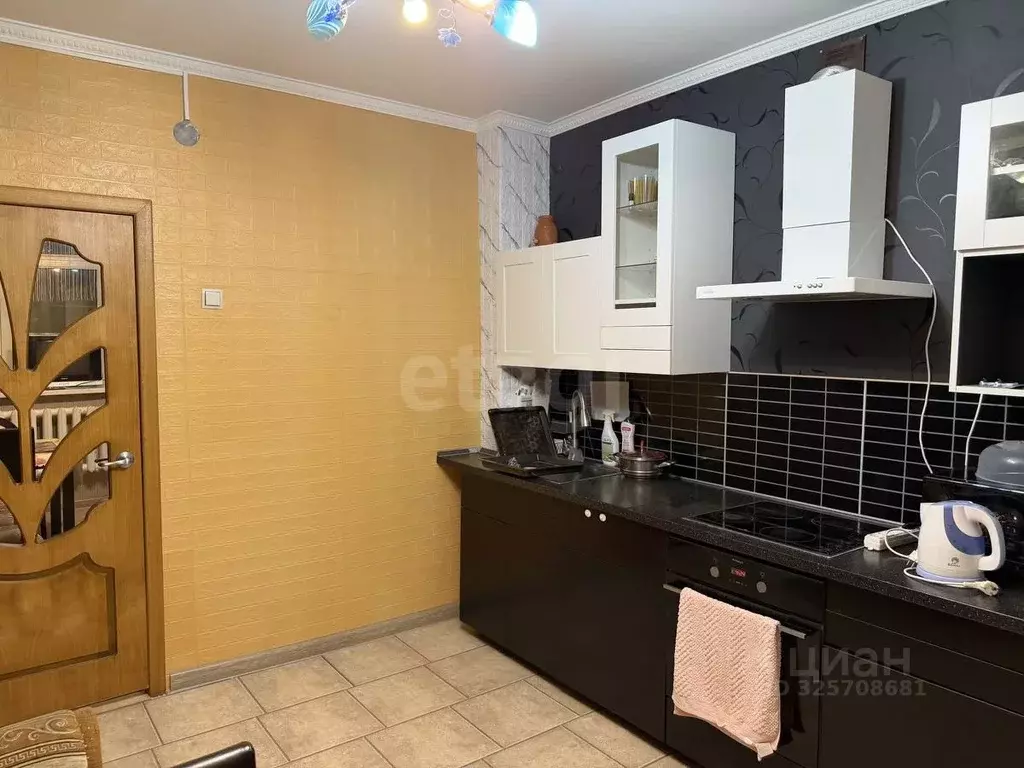 2-к кв. Ямало-Ненецкий АО, Салехард ул. Республики, 60 (70.0 м) - Фото 2