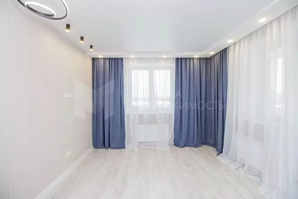 1-к кв. Тюменская область, Тюмень Дамбовская ул., 25к1 (33.3 м) - Фото 1