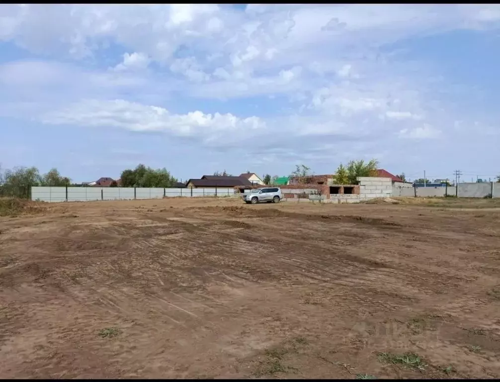 Участок в Саратовская область, Энгельсский район, Красноярское ... - Фото 1