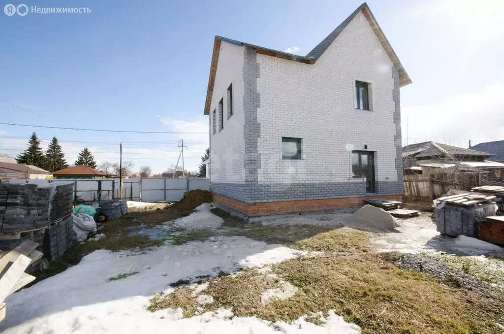 Дом в Ялуторовск, улица Свердлова (118 м) - Фото 2