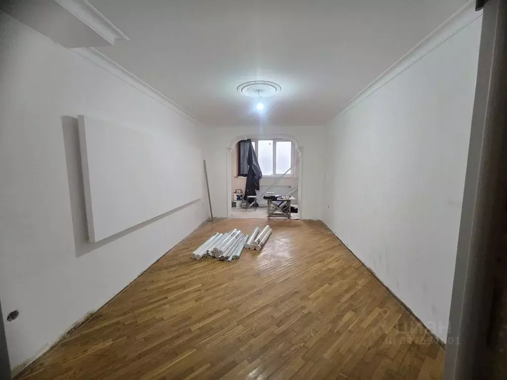 3-к кв. Северная Осетия, Владикавказ Кырджалийская ул., 5/1 (68.5 м) - Фото 1