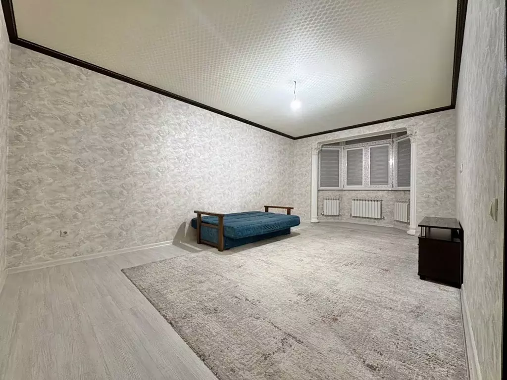 2-к кв. Кабардино-Балкария, Нальчик ул. Толстого (83.0 м) - Фото 1