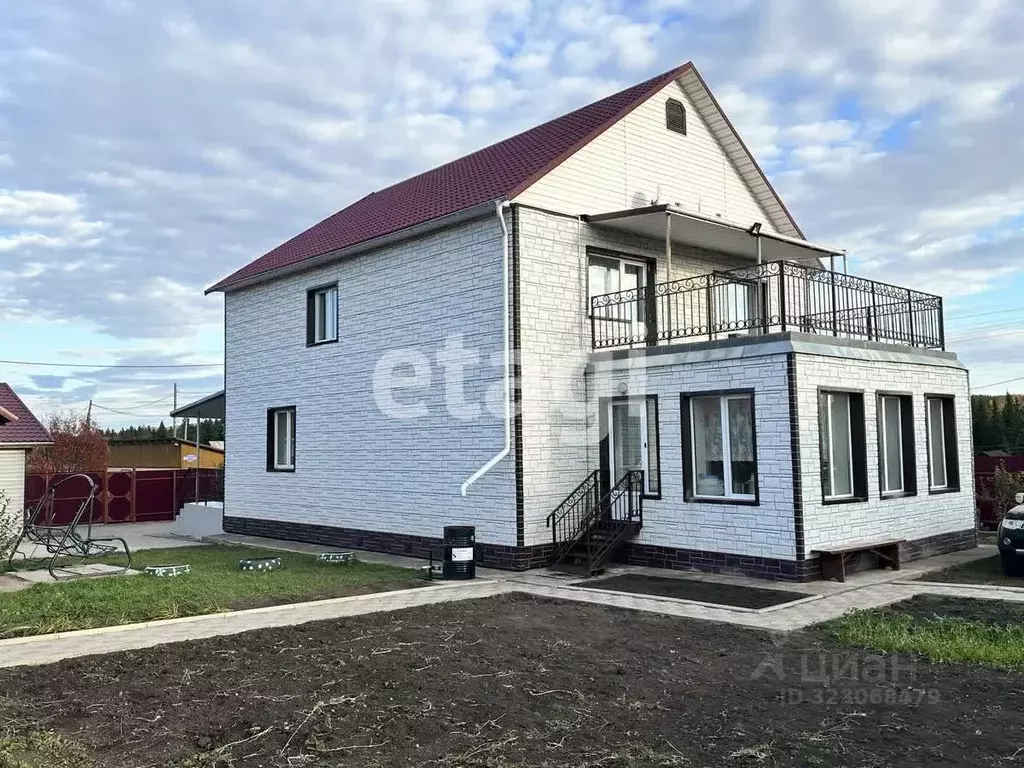 Дом в Красноярский край, Емельяновский муниципальный округ, с. Еловое  ... - Фото 1