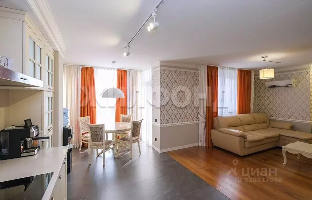 3-к кв. Новосибирская область, Новосибирск Военная ул., 18 (89.9 м) - Фото 0