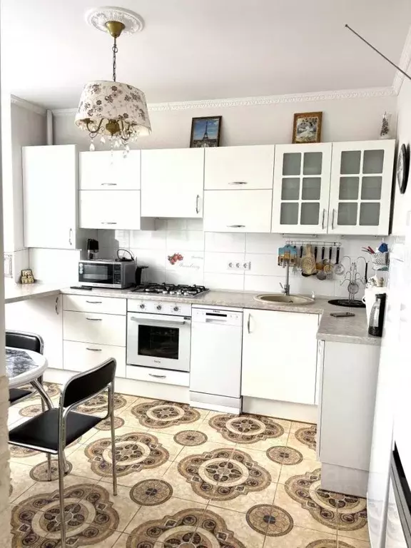 2-к кв. Калининградская область, Калининград ул. Горького, 96 (60.0 м) - Фото 2