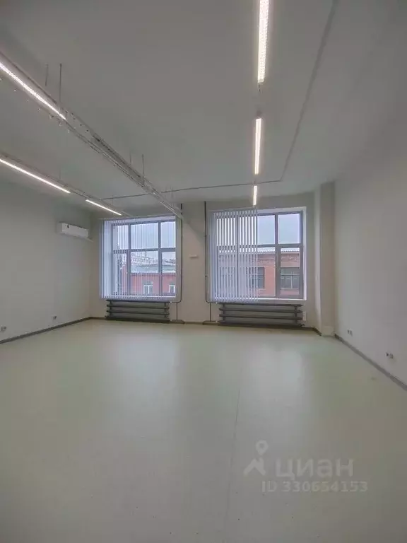 Помещение свободного назначения в Татарстан, Казань ул. Владимира ... - Фото 1