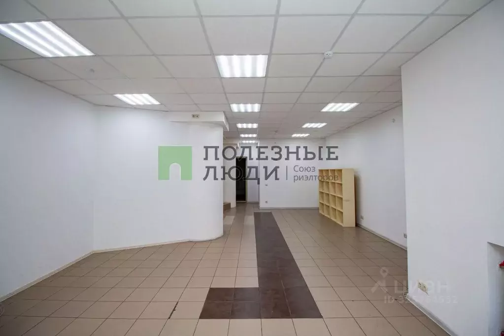 Помещение свободного назначения в Красноярский край, Красноярск ул. ... - Фото 2