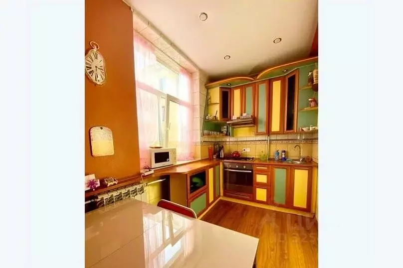 2-к кв. Псковская область, Псков Октябрьский просп., 21 (60.0 м) - Фото 2