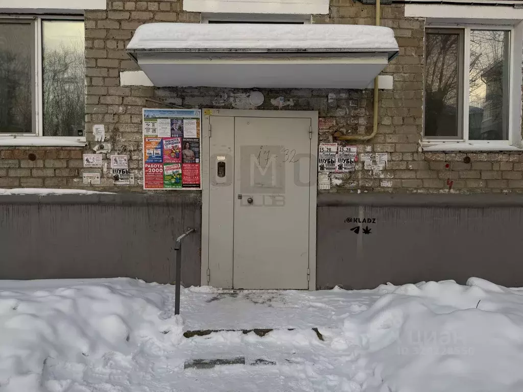 3-к кв. Свердловская область, Екатеринбург ул. Таватуйская, 9 (56.6 м) - Фото 2