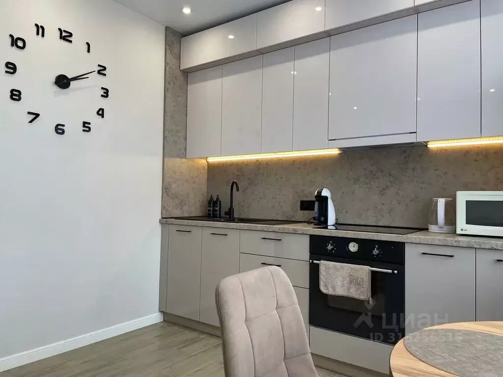 1-к кв. Нижегородская область, Нижний Новгород ул. Родионова, 19 (40.0 ... - Фото 2