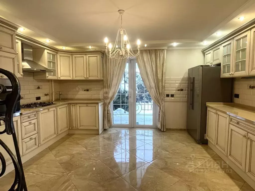 Таунхаус в Калининградская область, Калининград ул. Тихоненко, 79В ... - Фото 1