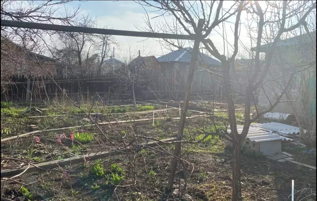 Участок в Новошахтинск, Октябрьская улица, 3 (6 м) - Фото 0