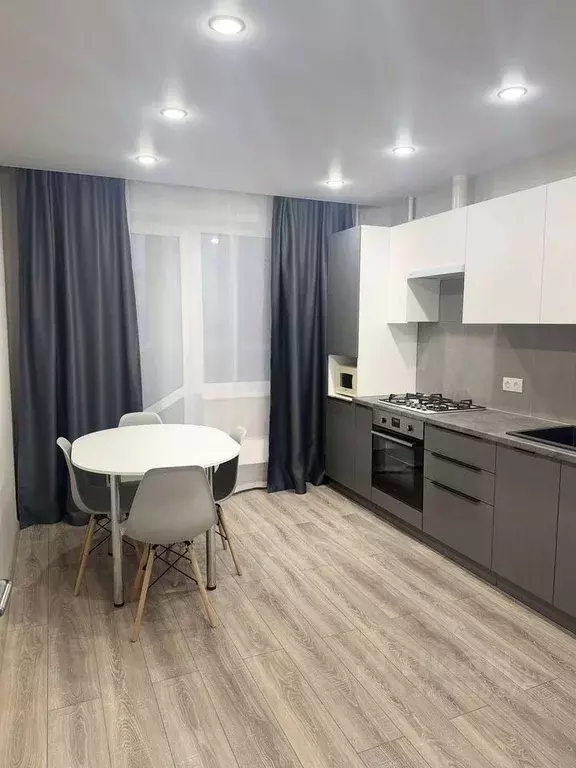 3-к кв. Татарстан, Казань ул. Академика Завойского, 7 (79.3 м) - Фото 1