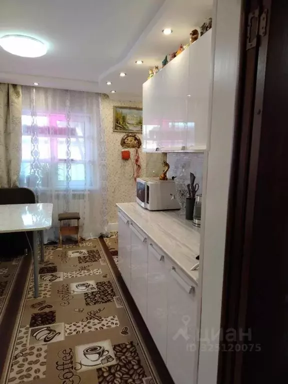 Дом в Саха (Якутия), Якутск ул. Пилотов (100 м) - Фото 2