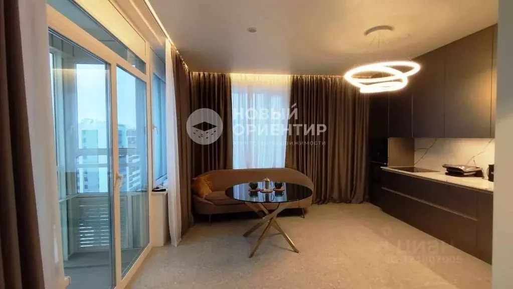 2-к кв. Свердловская область, Екатеринбург ул. Горького, 69/1 (72.0 м) - Фото 1