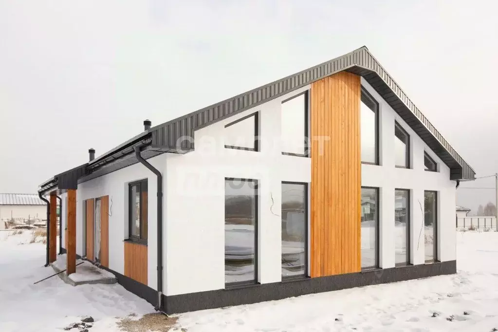 Дом в Челябинская область, Копейск ул. Мустая Карима (120 м) - Фото 2