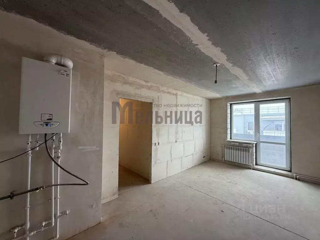 3-к кв. Волгоградская область, Волгоград ул. Степанищева, 37 (52.2 м) - Фото 0