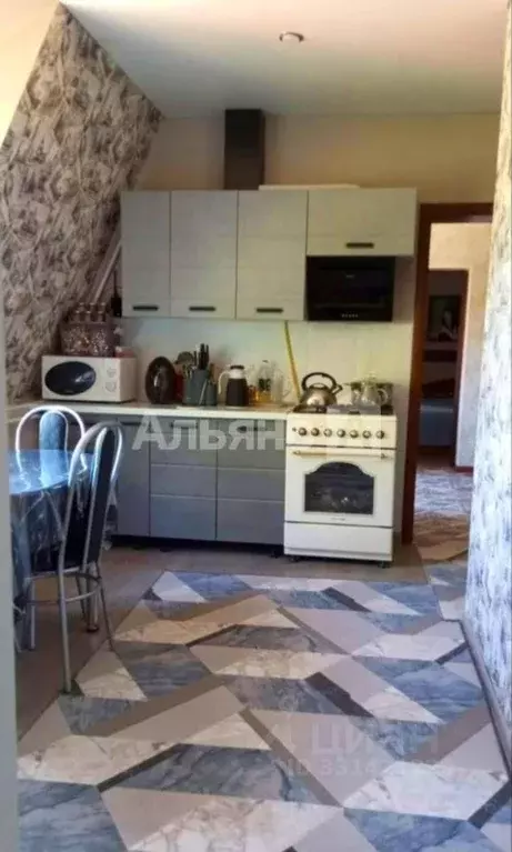 2-к кв. Краснодарский край, Усть-Лабинск Южная ул., 2А (46.8 м) - Фото 2