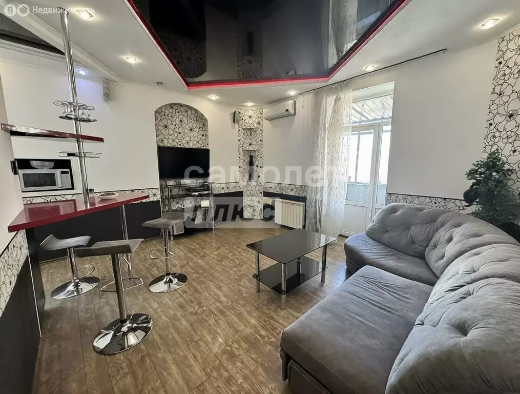 3-комнатная квартира: Челябинск, улица Жукова, 18А (74.5 м) - Фото 2