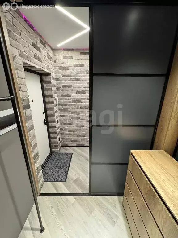 2-комнатная квартира: Тюмень, улица Газовиков, 36 (62.3 м) - Фото 1