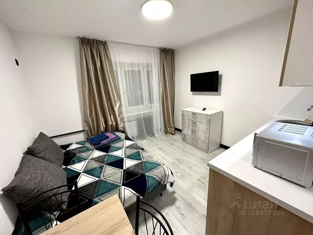 1-к кв. Тюменская область, Тюмень ул. Мельникайте, 83 (20.0 м) - Фото 0