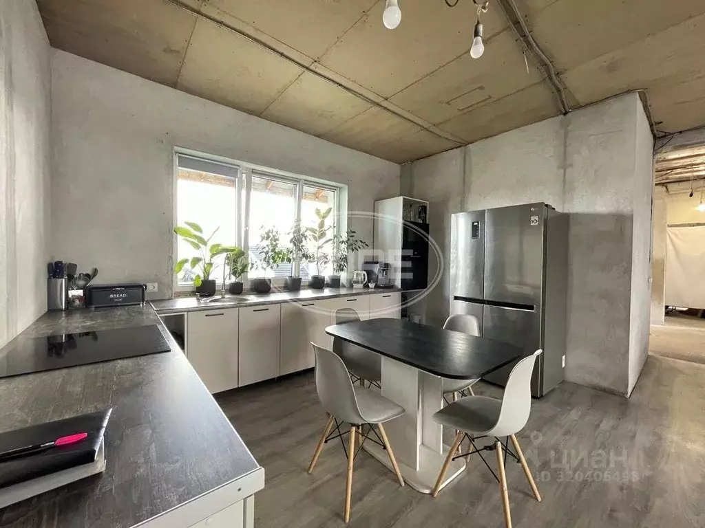 Дом в Калининградская область, Гурьевский муниципальный округ, пос. ... - Фото 2