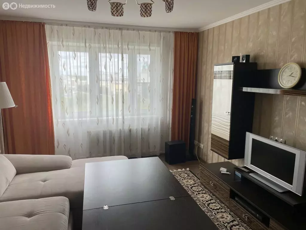 3-комнатная квартира: Тверь, проспект Чайковского, 1/1 (70 м) - Фото 1