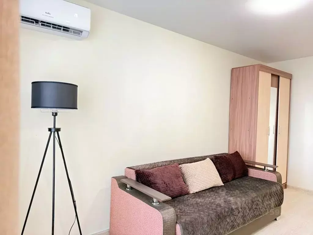 Студия Приморский край, Владивосток ул. Нейбута, 6 (28.0 м) - Фото 1