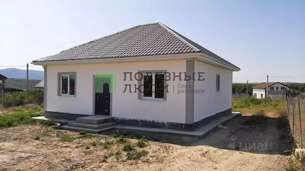 Дом в Краснодарский край, Новороссийск городской округ, с. Большие ... - Фото 1