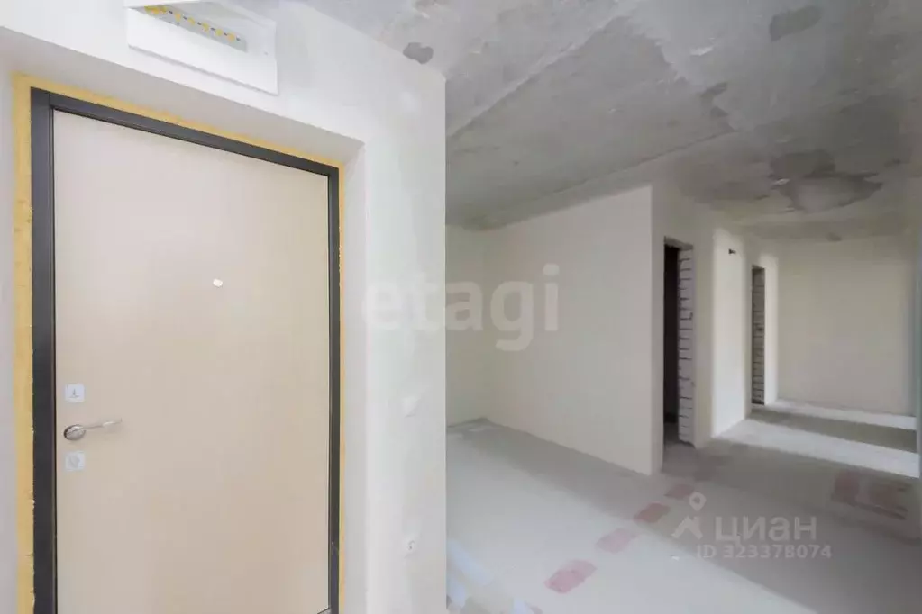 3-к кв. Тюменская область, Тюмень ул. Монтажников, 61 (74.5 м) - Фото 1