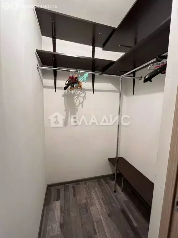 3-комнатная квартира: Улан-Удэ, улица Пугачёва, 17Г (67 м) - Фото 1