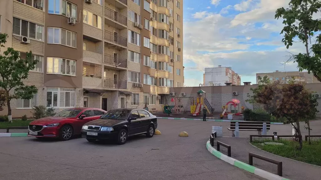 1-к. квартира, 45 м, 4/19 эт. - Фото 0