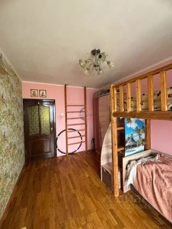 4-к кв. Новгородская область, Чудово ул. Дружбы, 4 (76.6 м) - Фото 0
