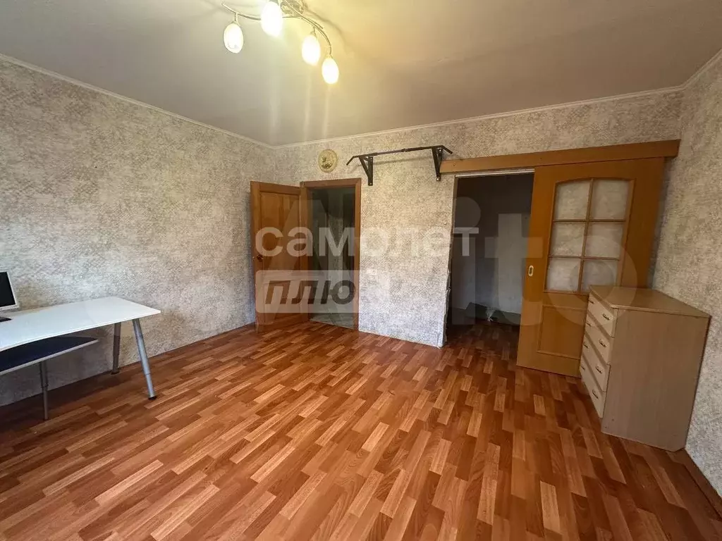 3-к. квартира, 110 м, 1/10 эт. - Фото 1