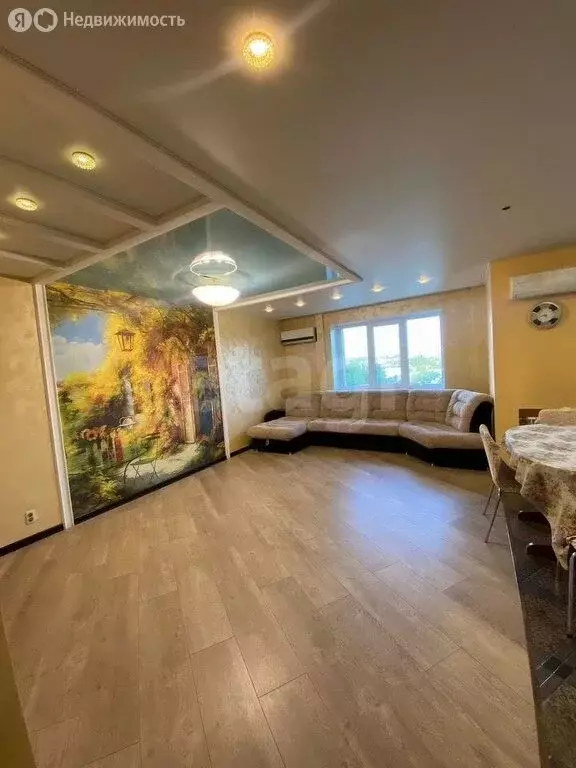 4-комнатная квартира: Белгород, улица Победы, 49к7 (105 м) - Фото 1