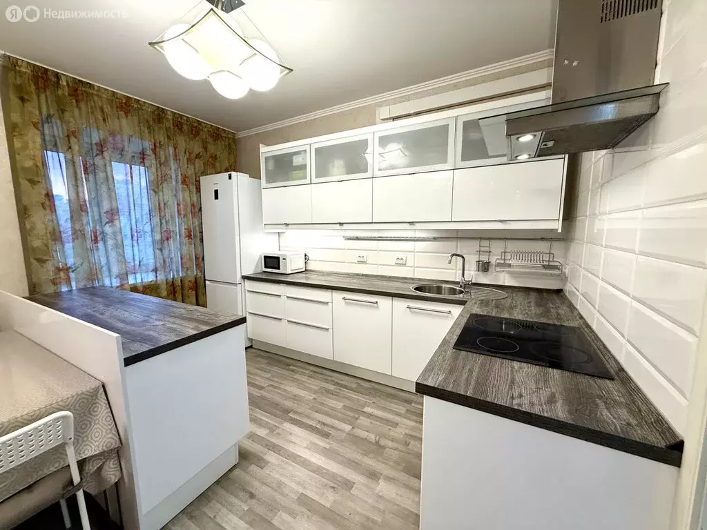 2-комнатная квартира: Екатеринбург, Союзная улица, 8 (74.2 м) - Фото 1