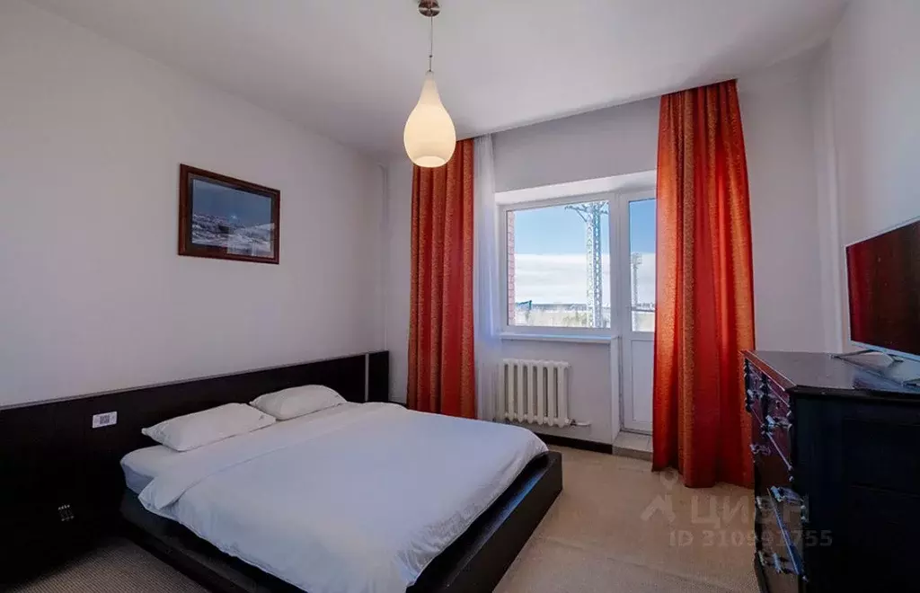 2-к кв. Томская область, Томск ул. Белинского, 18 (90.0 м) - Фото 0