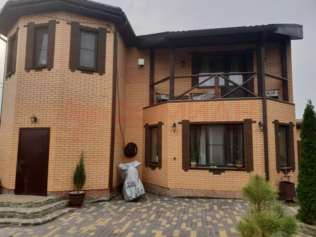 Дом в Ростовская область, Новочеркасск Декоративная ул., 42 (159 м) - Фото 1