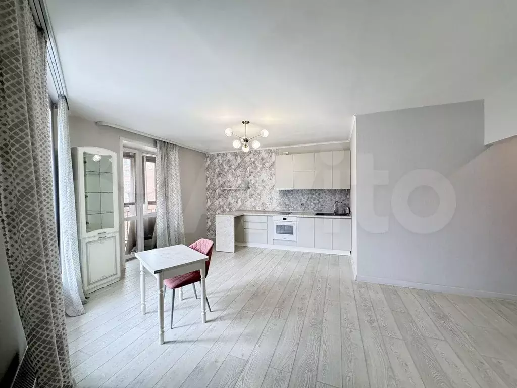 2-к. квартира, 50 м, 7/14 эт. - Фото 1